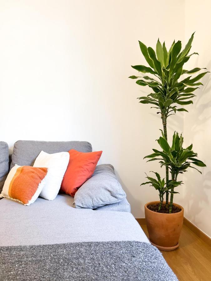 Comfy 2 Bdr Apt In Petralona - Next To Metro Atene Esterno foto