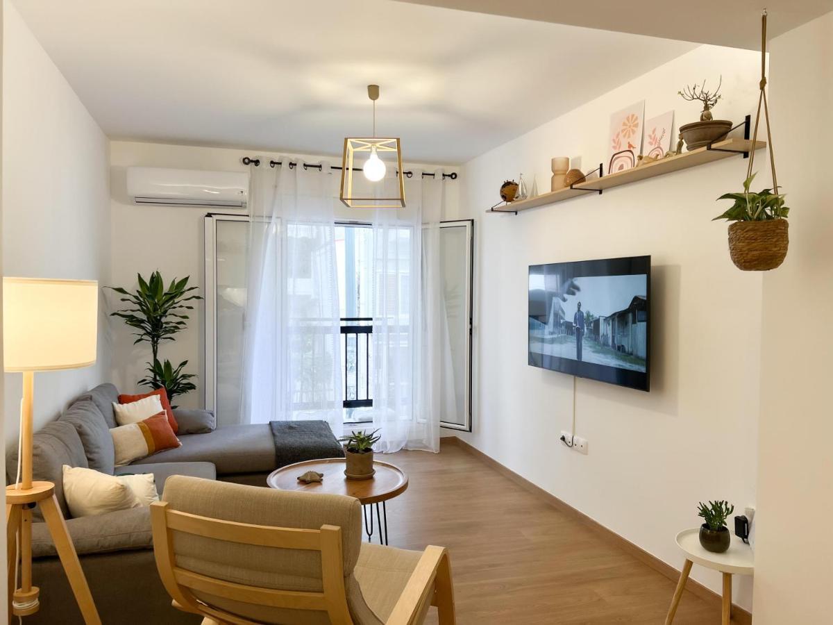 Comfy 2 Bdr Apt In Petralona - Next To Metro Atene Esterno foto