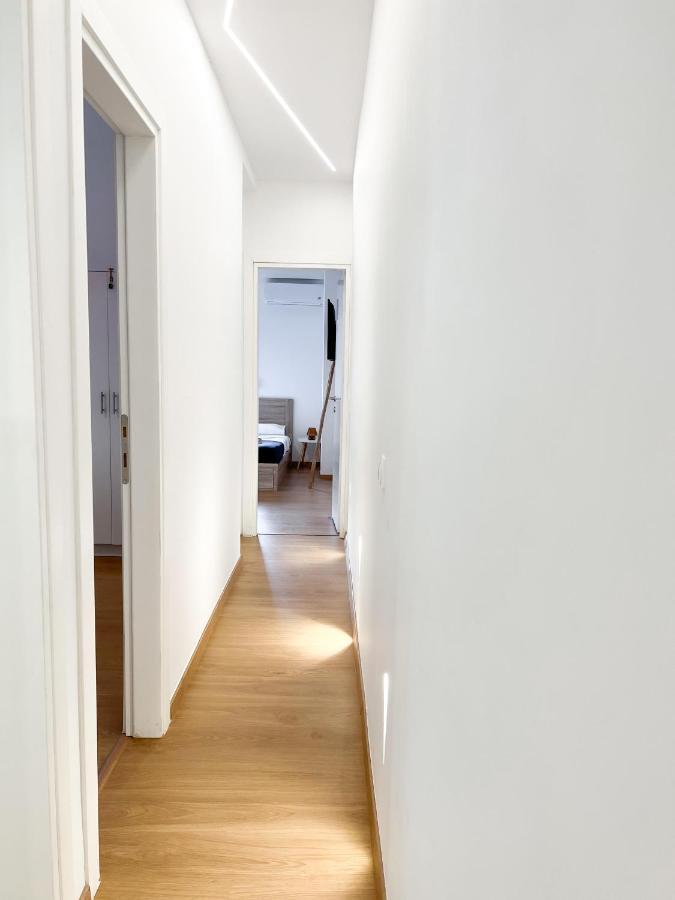 Comfy 2 Bdr Apt In Petralona - Next To Metro Atene Esterno foto