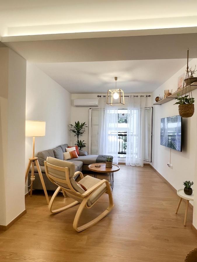 Comfy 2 Bdr Apt In Petralona - Next To Metro Atene Esterno foto
