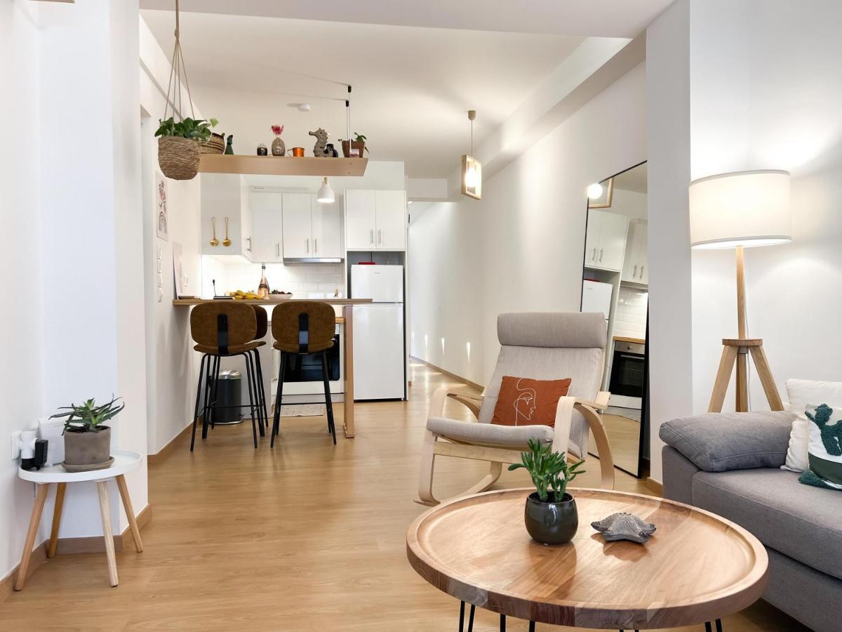 Comfy 2 Bdr Apt In Petralona - Next To Metro Atene Esterno foto