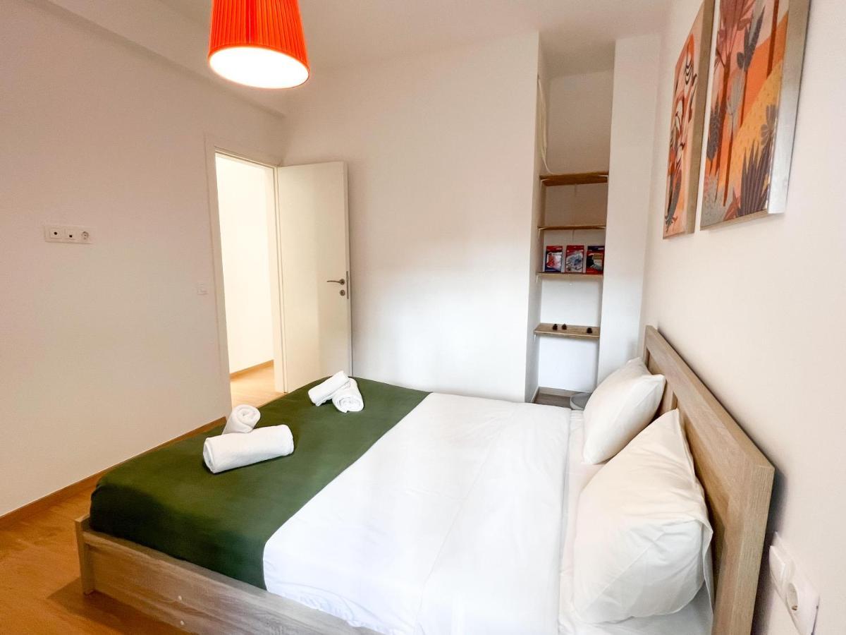 Comfy 2 Bdr Apt In Petralona - Next To Metro Atene Esterno foto