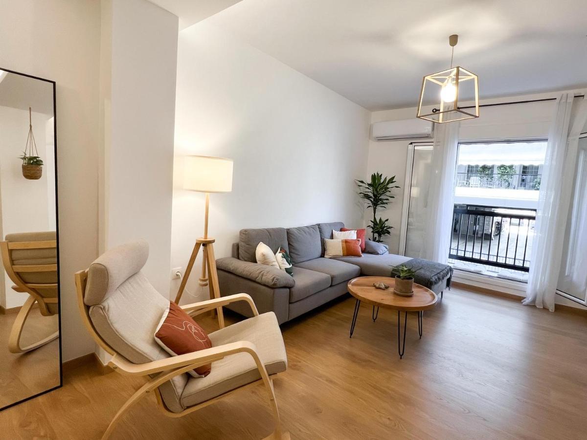 Comfy 2 Bdr Apt In Petralona - Next To Metro Atene Esterno foto