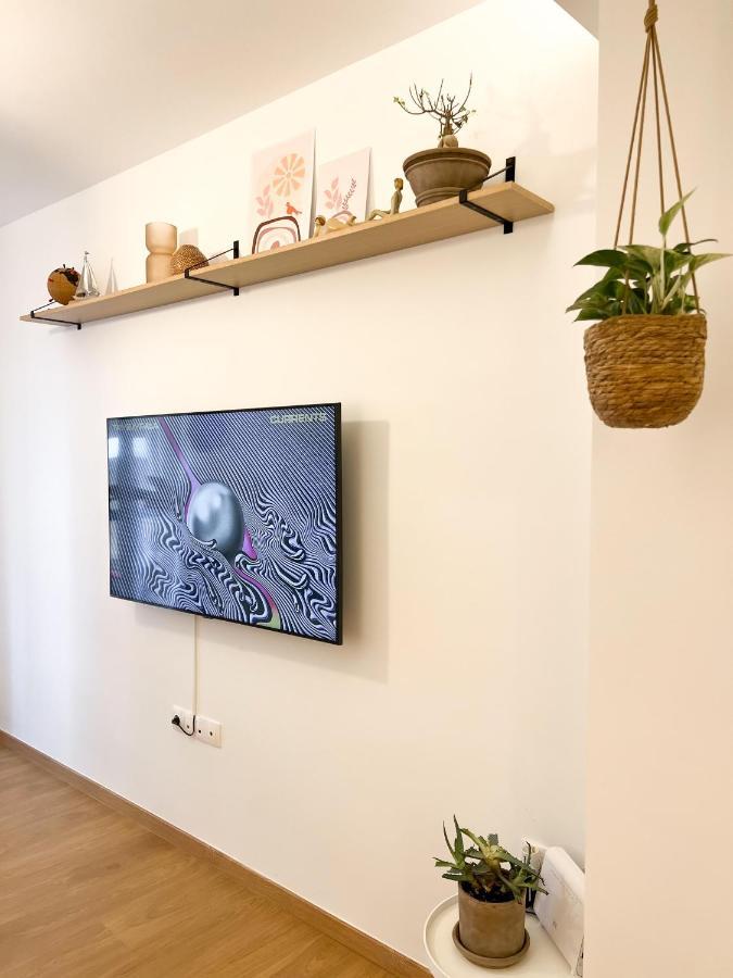 Comfy 2 Bdr Apt In Petralona - Next To Metro Atene Esterno foto