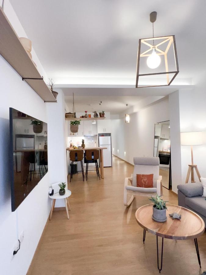 Comfy 2 Bdr Apt In Petralona - Next To Metro Atene Esterno foto